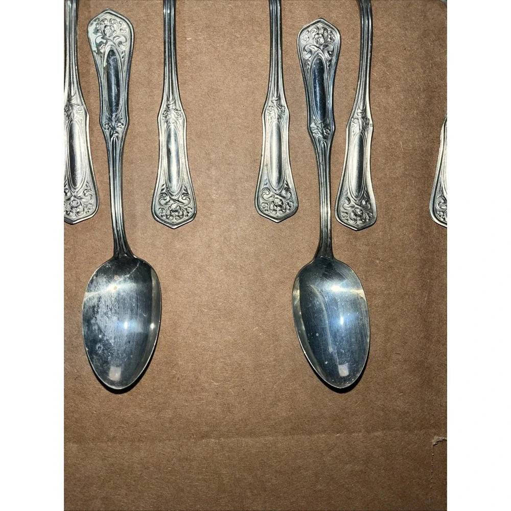 16 WM A Rogers Oneida Silver Nickel Ornate Spoons Ring Making Crafting 5-7/8